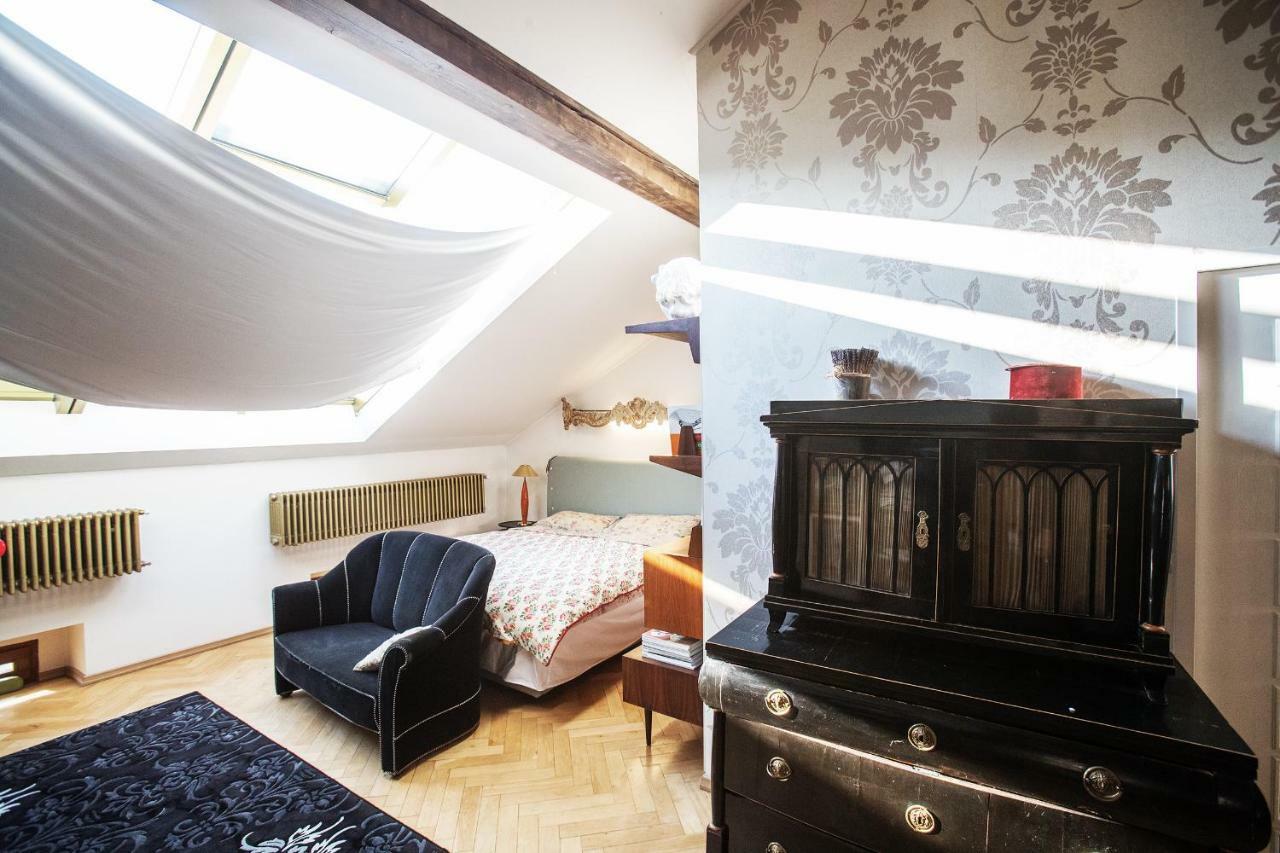 Apartamento Unique Luxury Loft With Terrace In Old Town Praga Exterior foto
