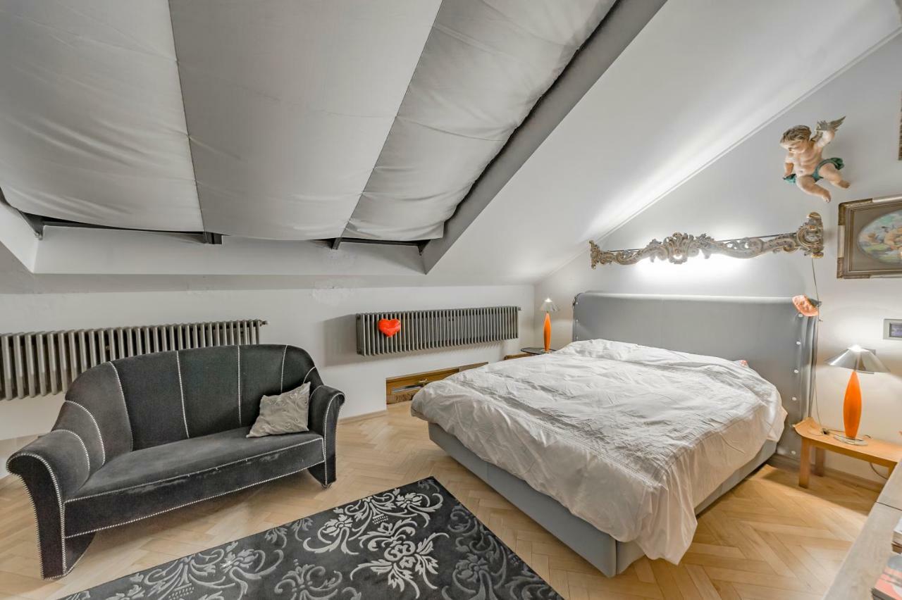 Apartamento Unique Luxury Loft With Terrace In Old Town Praga Exterior foto