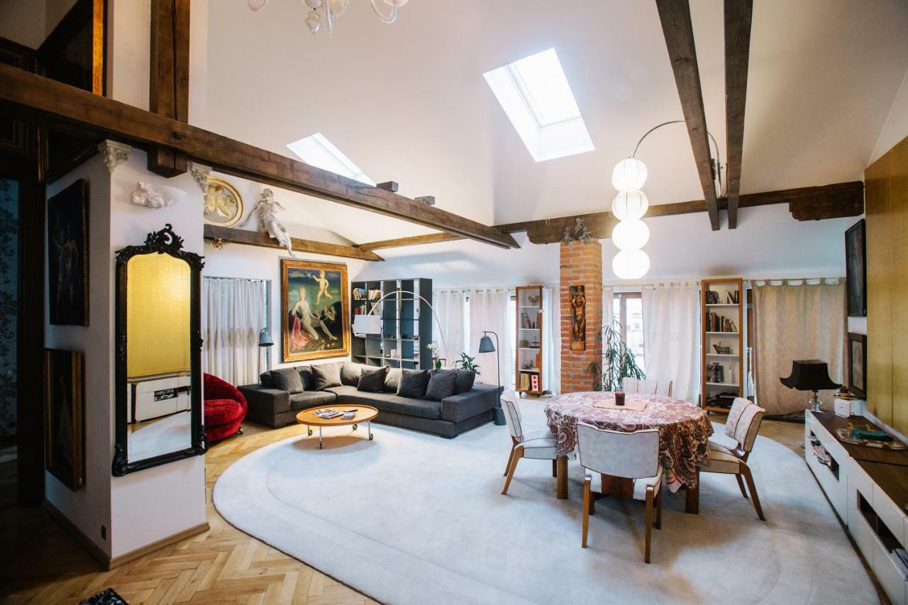 Apartamento Unique Luxury Loft With Terrace In Old Town Praga Exterior foto